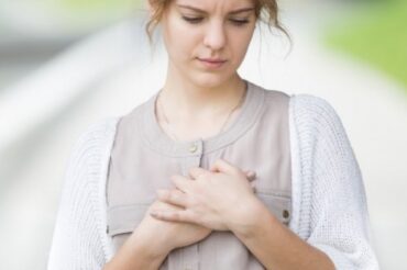 Crise cardiaque : voici pourquoi le taux de mortalité est plus élevé chez les femmes