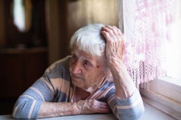 Un des principaux symptômes d’Alzheimer est aussi le plus ignoré