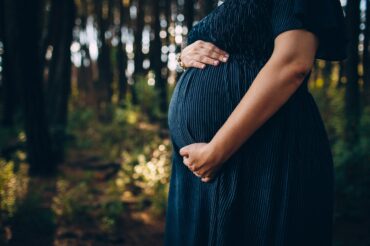 Endométriose et grossesse: symptômes et risques