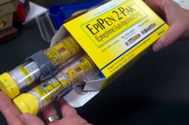 Epipen and EpiPen Jr. in short supply, no alternatives available