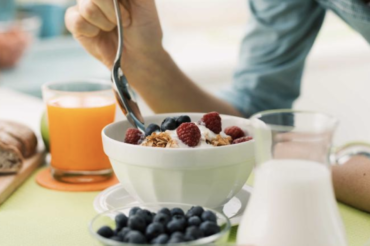Skipping breakfast tied to higher risk of heart-related death, study finds