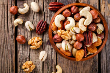 Study: a daily dose of nuts could be key to staying sharp in old age