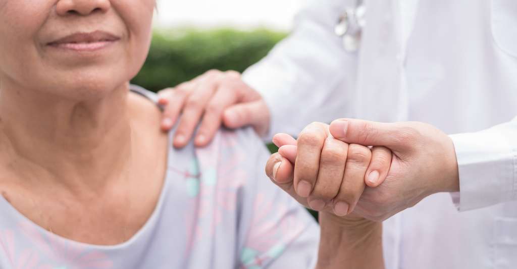 Alzheimer : un test sanguin pour détecter la maladie jusqu’à 20 ans en ...