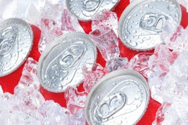 Drinking sodas tied to higher risk of early death