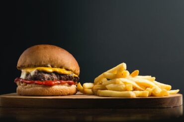 Junk food and the brain: How modern diets may contribute to angry rhetoric