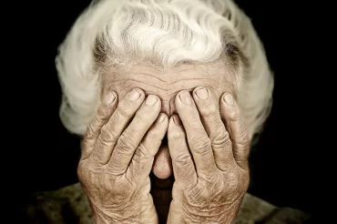 Isolement des personnes âgées: des conséquences néfastes à prévoir?
