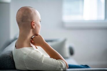 Women experience more cancer treatment side effects than men