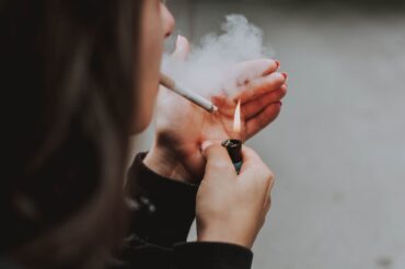 How smoking can affect your brain